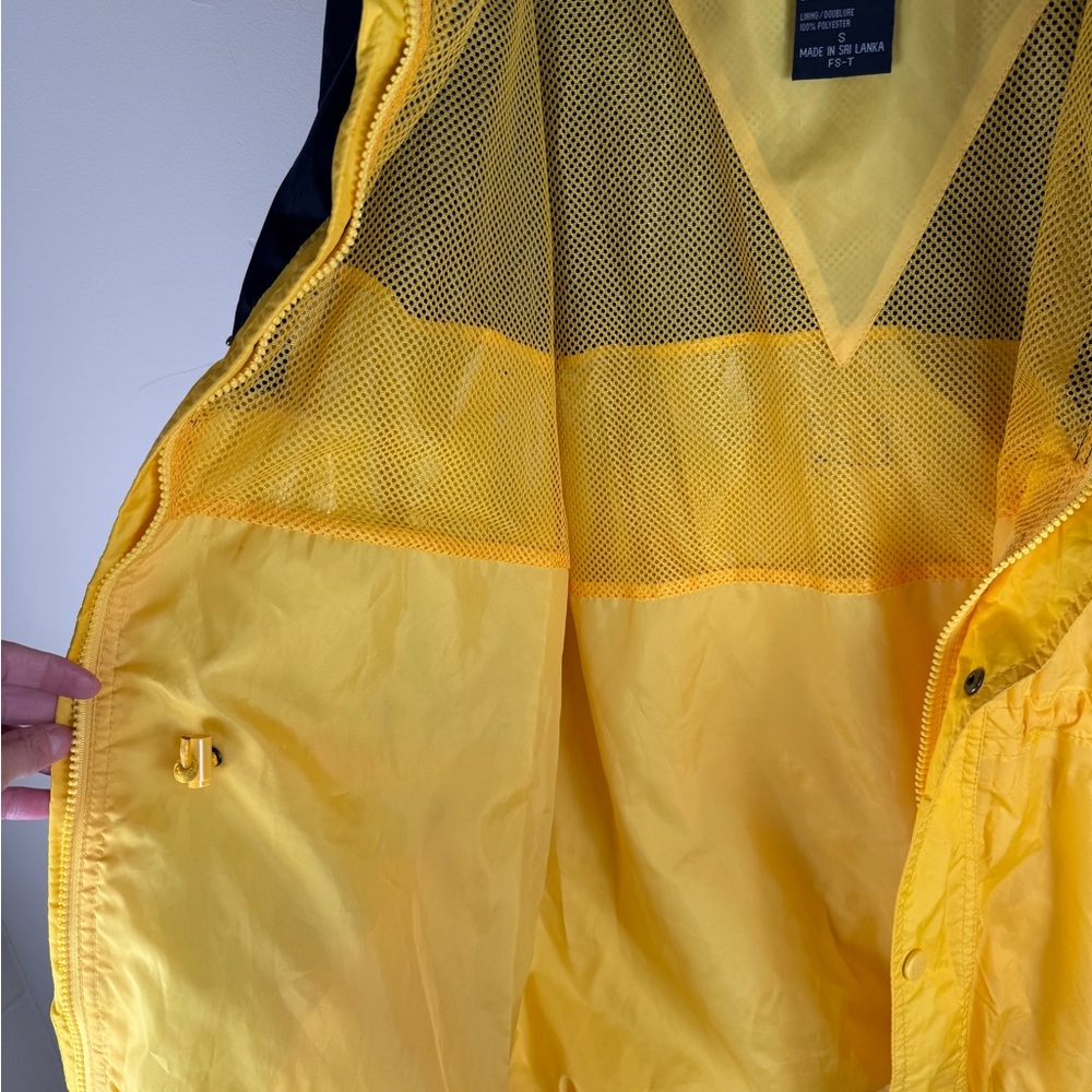 Helly Hansen Tech Packable Mesh Lined Vented Wind… - image 7